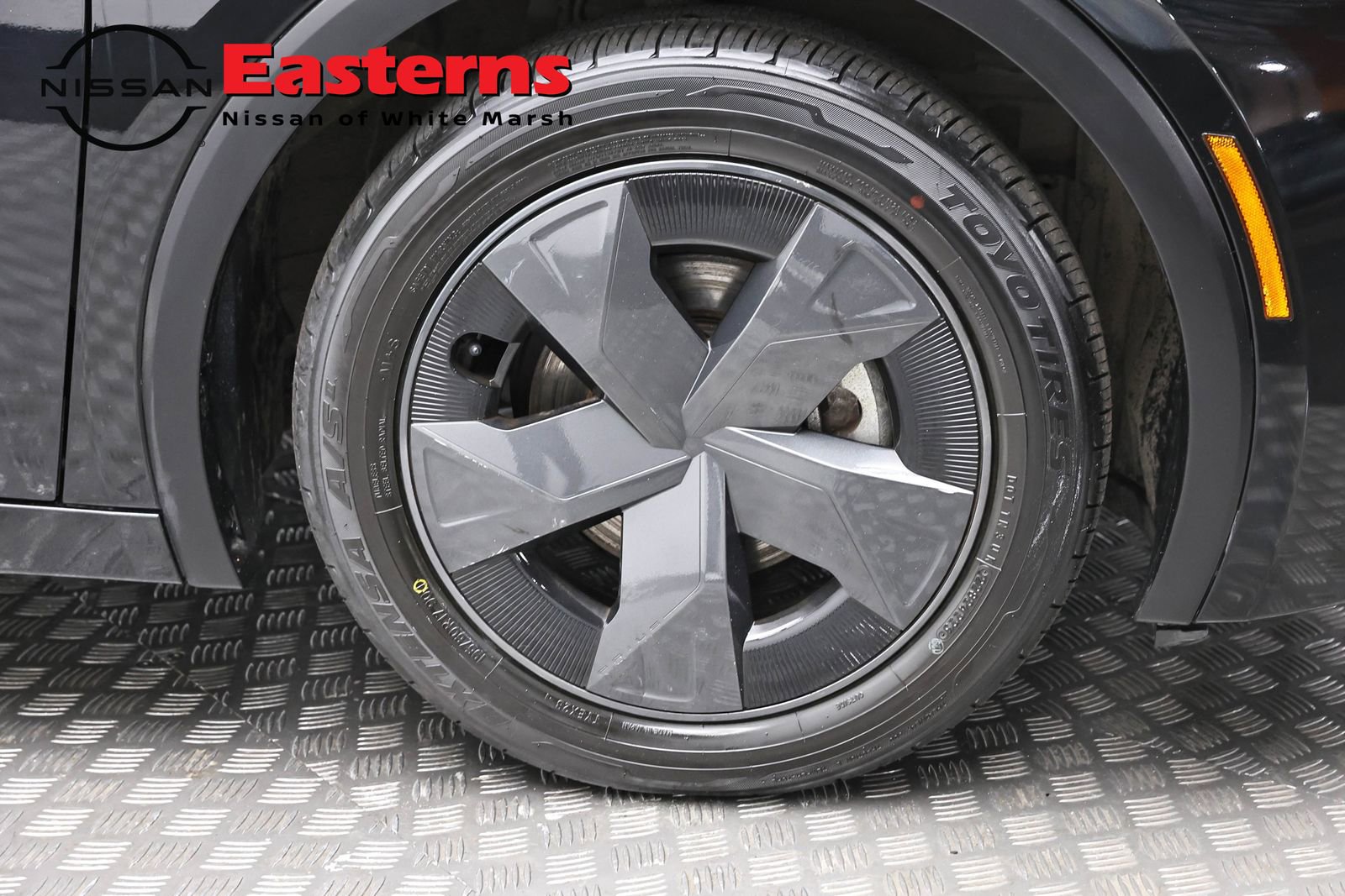 Used 2023 Toyota Prius LE FWD image 30