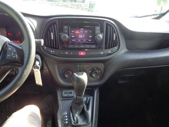 Used 2020 RAM ProMaster City Tradesman FWD image 21