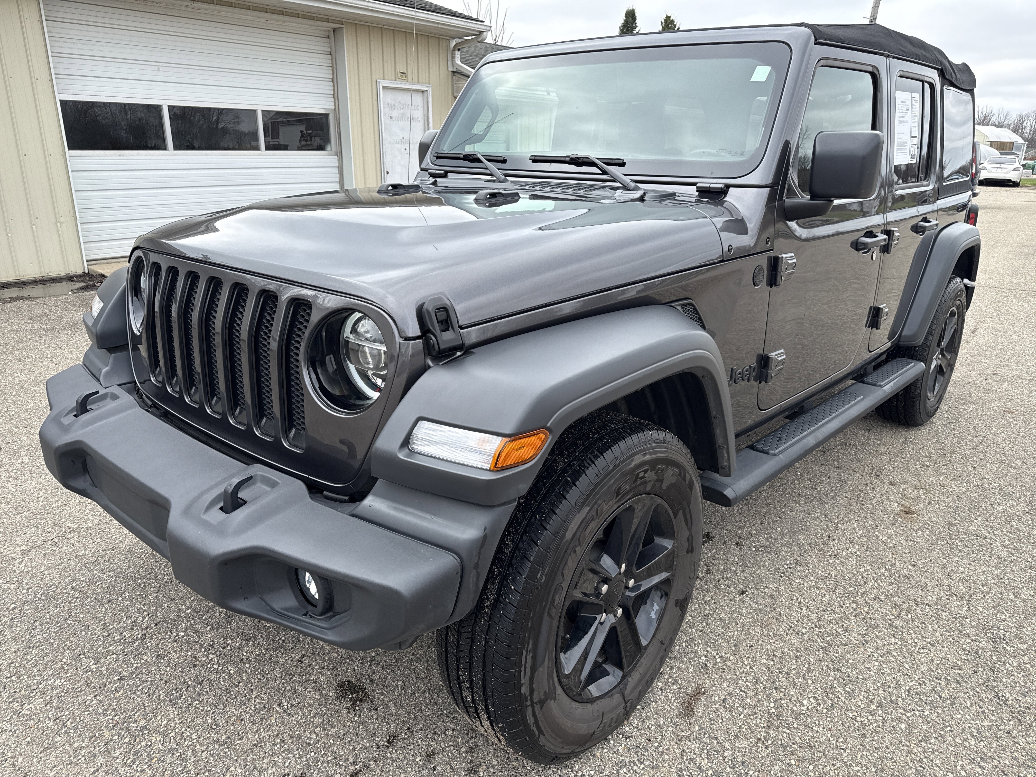 Used 2020 Jeep Wrangler Unlimited Sport AWD/4WD image 10