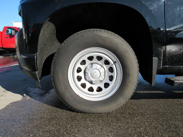 Used 2022 Chevrolet Silverado 1500 W/T w/ WT Value Package image 9