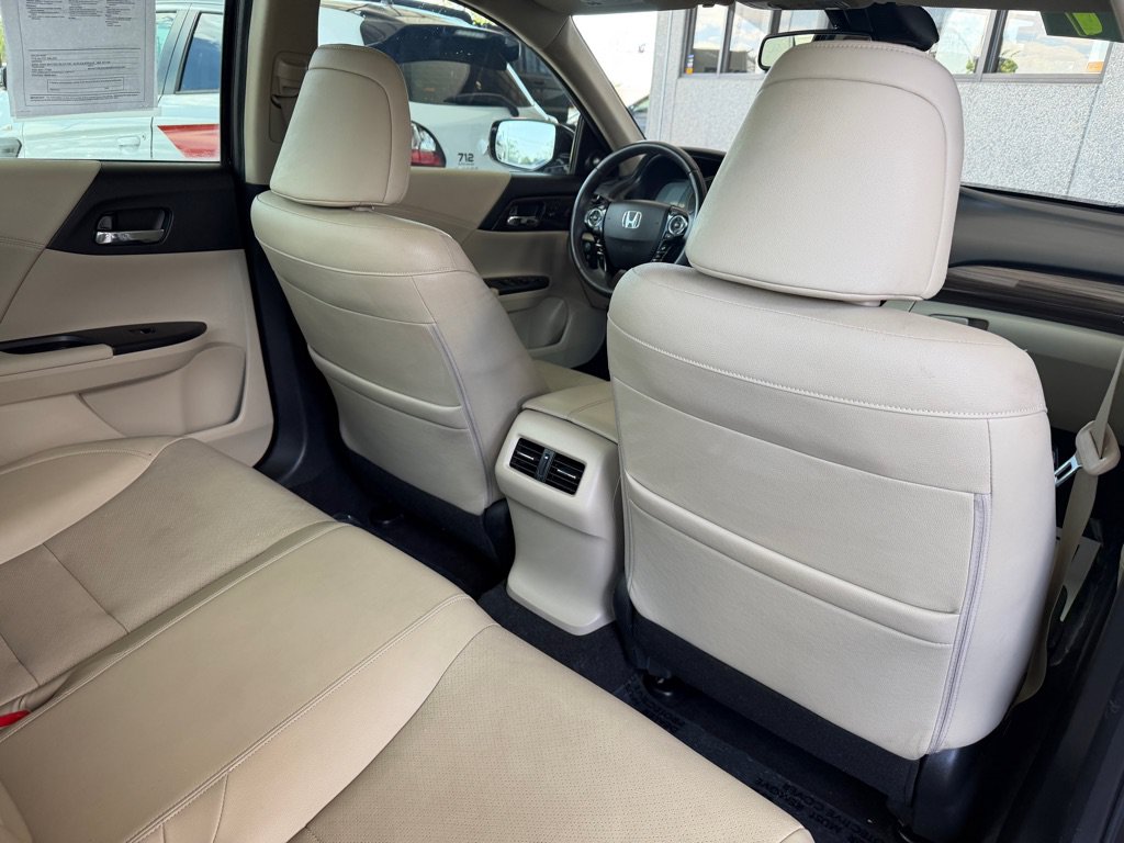 Used 2017 Honda Accord EX-L image 37