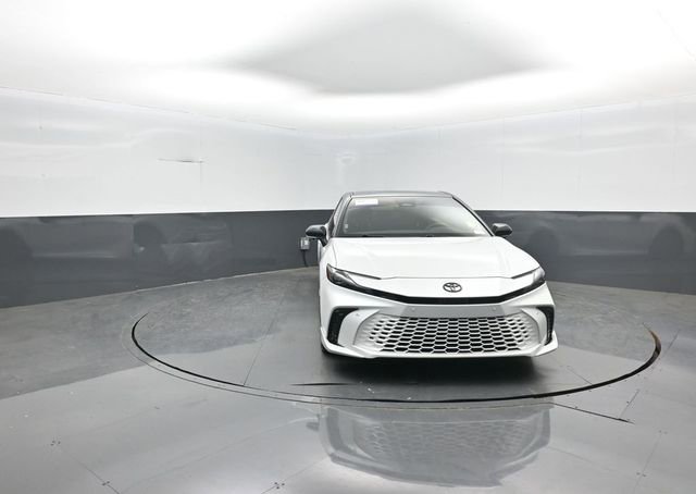 Used 2025 Toyota Camry XSE w/ Premium Plus Package FWD image 2