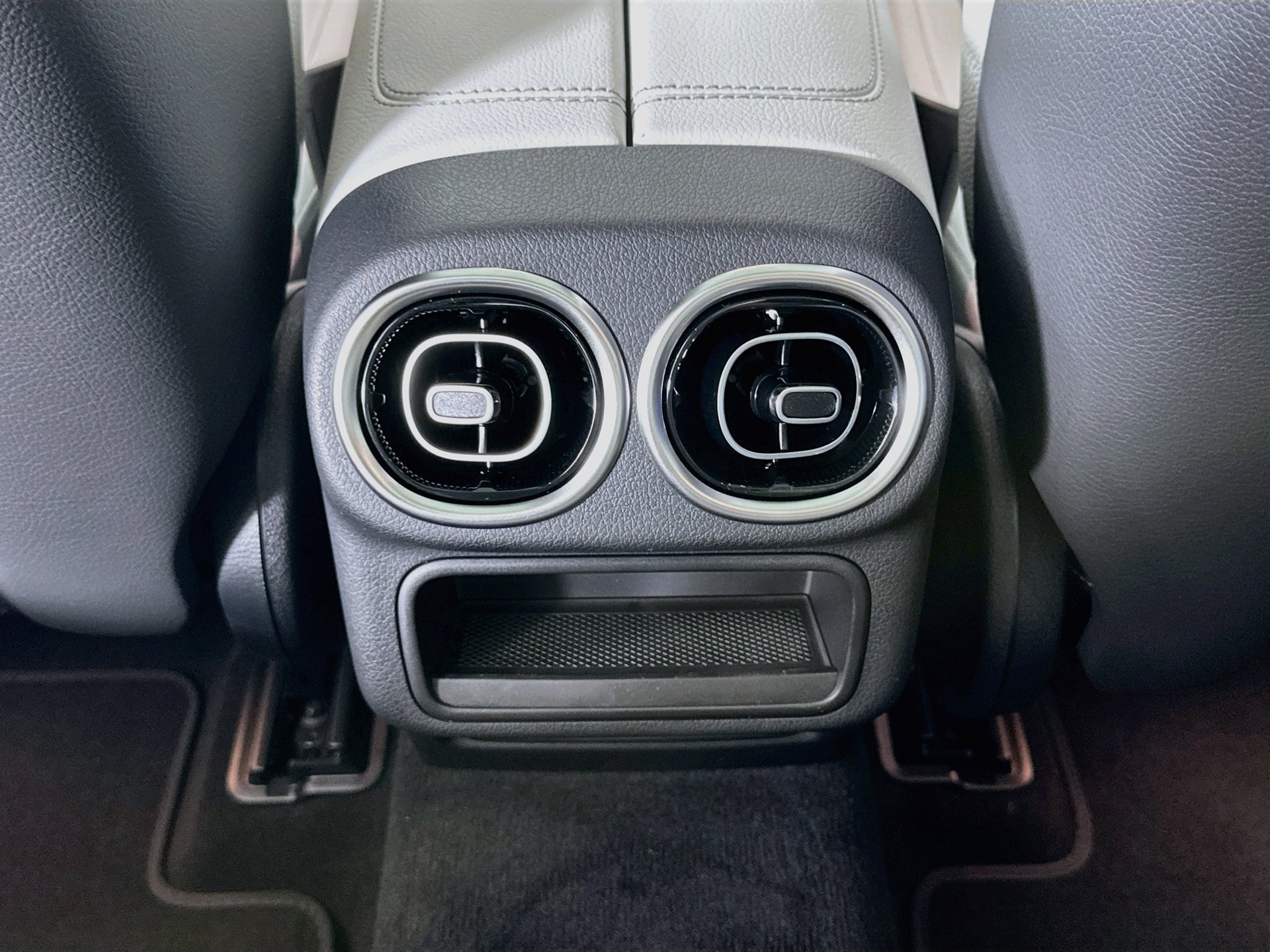 New 2027 Mercedes-Benz GLC 300 4MATIC image 28