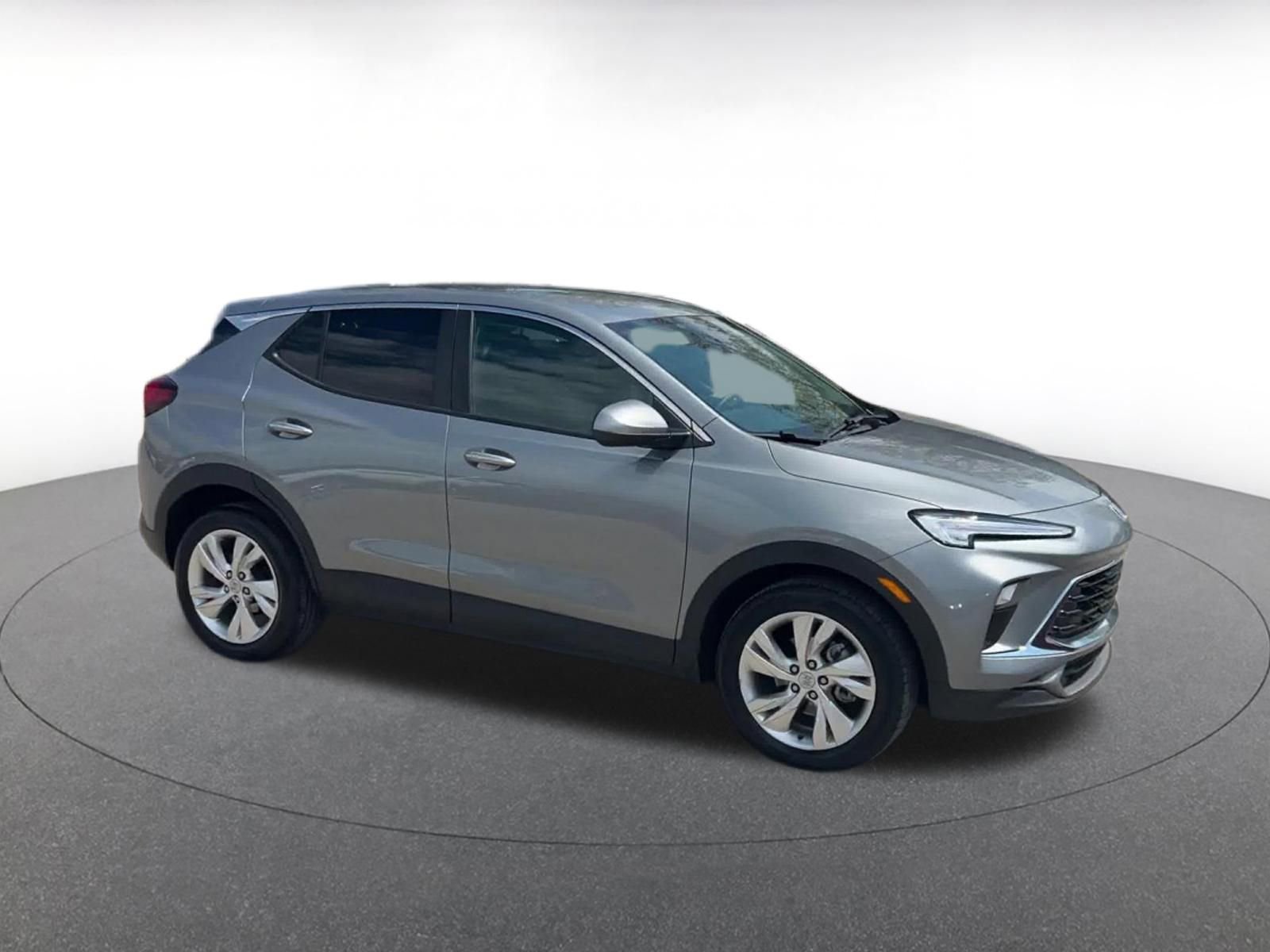 Used 2025 Buick Encore GX Preferred FWD image 2