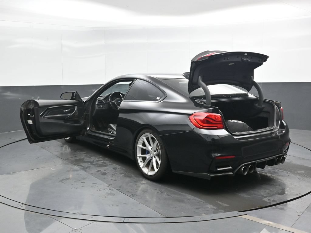 Used 2018 BMW M4 Coupe RWD image 51
