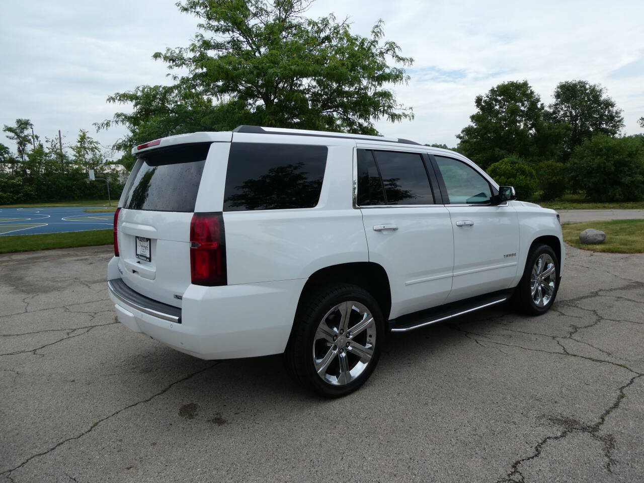 Used 2017 Chevrolet Tahoe Premier AWD/4WD image 5