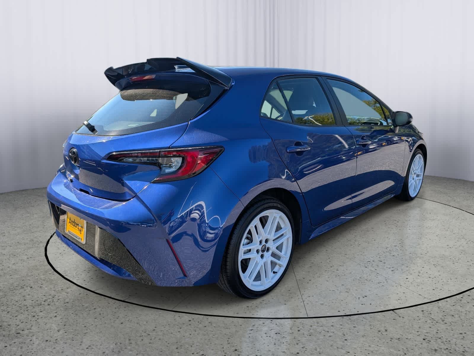 Used 2026 Toyota Corolla SE FWD image 3