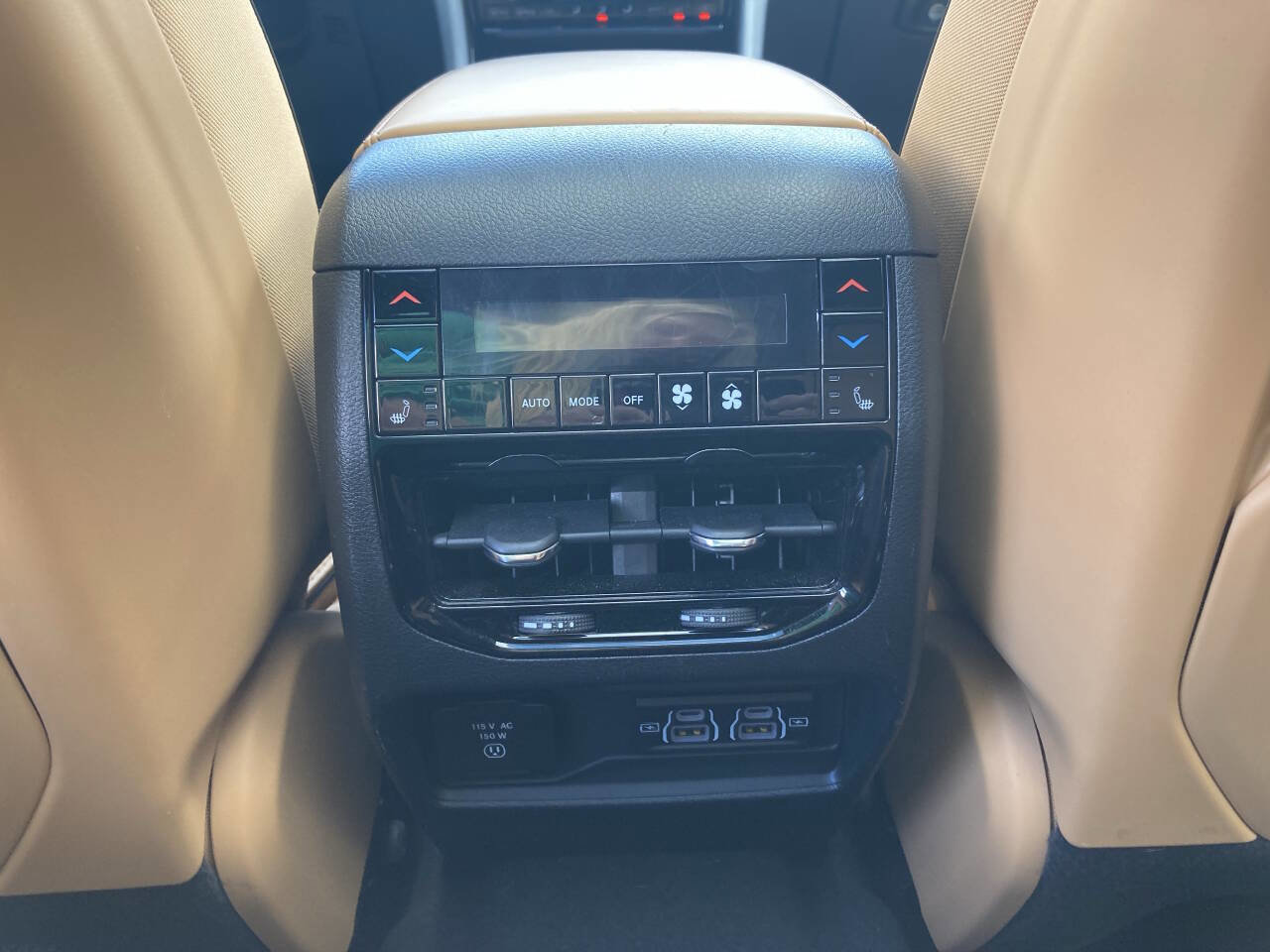 Used 2023 Jeep Grand Cherokee L Summit w/ Advanced Protech Group IV image 49