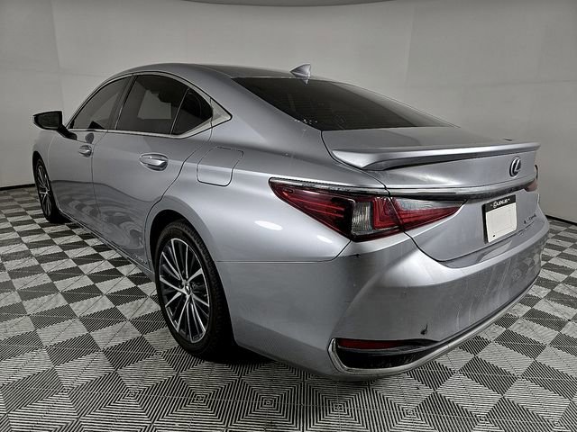 Used 2022 Lexus ES 300h w/ Premium Package image 8