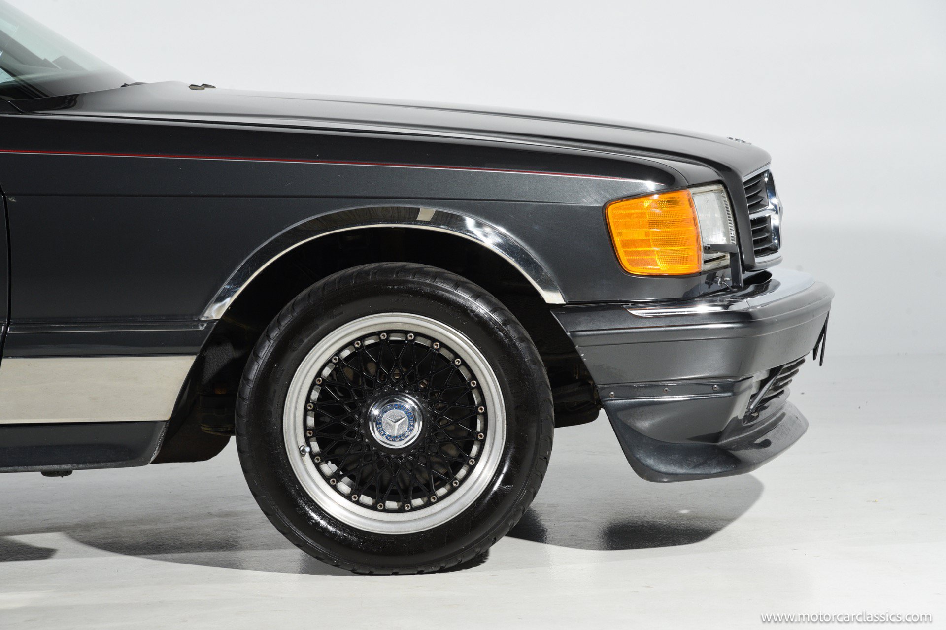 Used 1988 Mercedes-Benz 560 SEC image 18