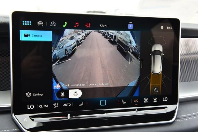 New 2026 Volkswagen Tiguan SE R-Line image 14