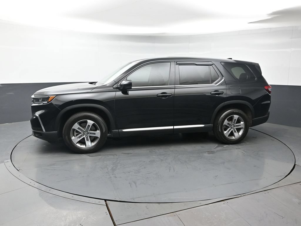 Certified 2024 Honda Pilot EX-L image 2