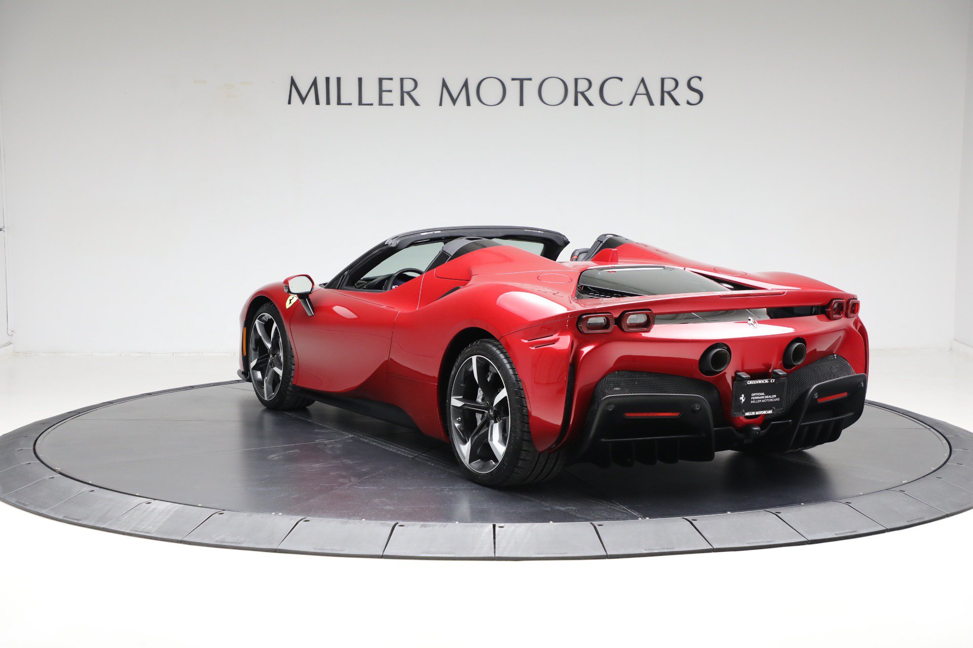 Certified 2024 Ferrari SF90 Spider AWD/4WD image 6