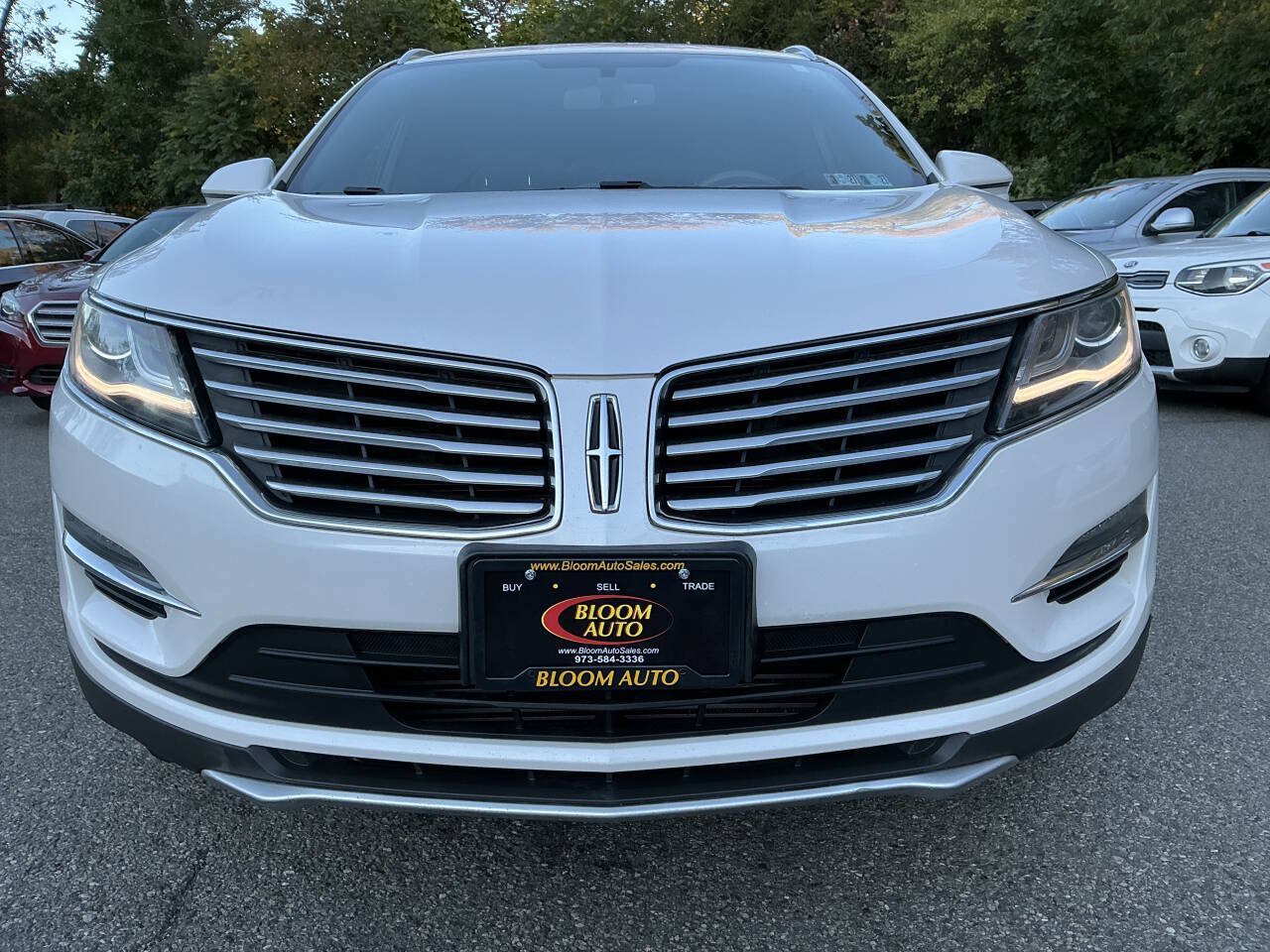 Used 2016 Lincoln MKC Reserve AWD/4WD image 3