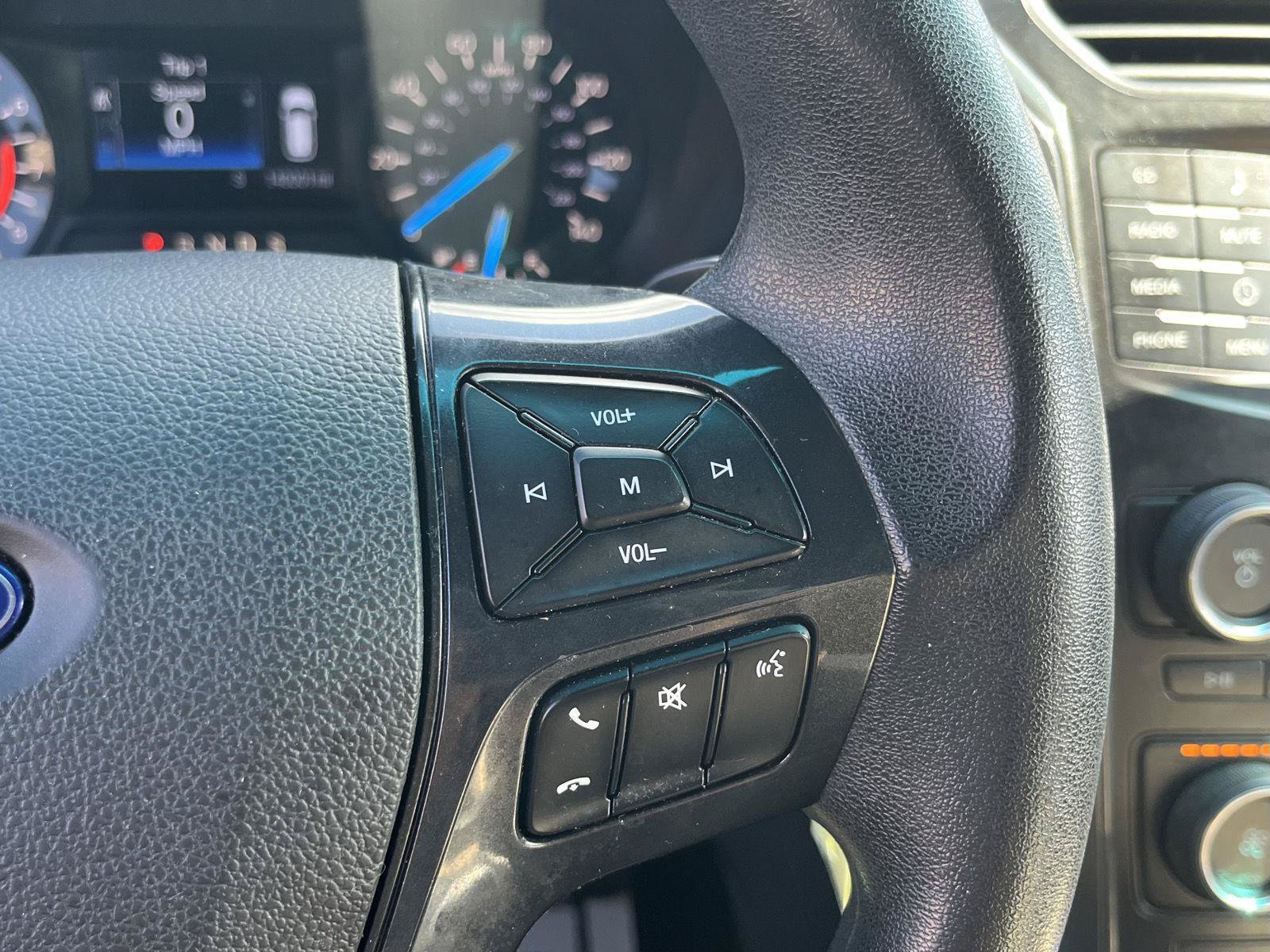 Used 2016 Ford Explorer FWD image 9