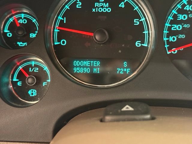 Used 2013 Chevrolet Avalanche LTZ AWD/4WD image 13