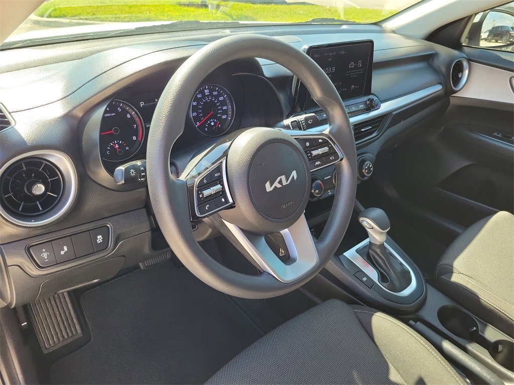 Used 2023 Kia Forte LXS w/ LXS Technology Package image 20