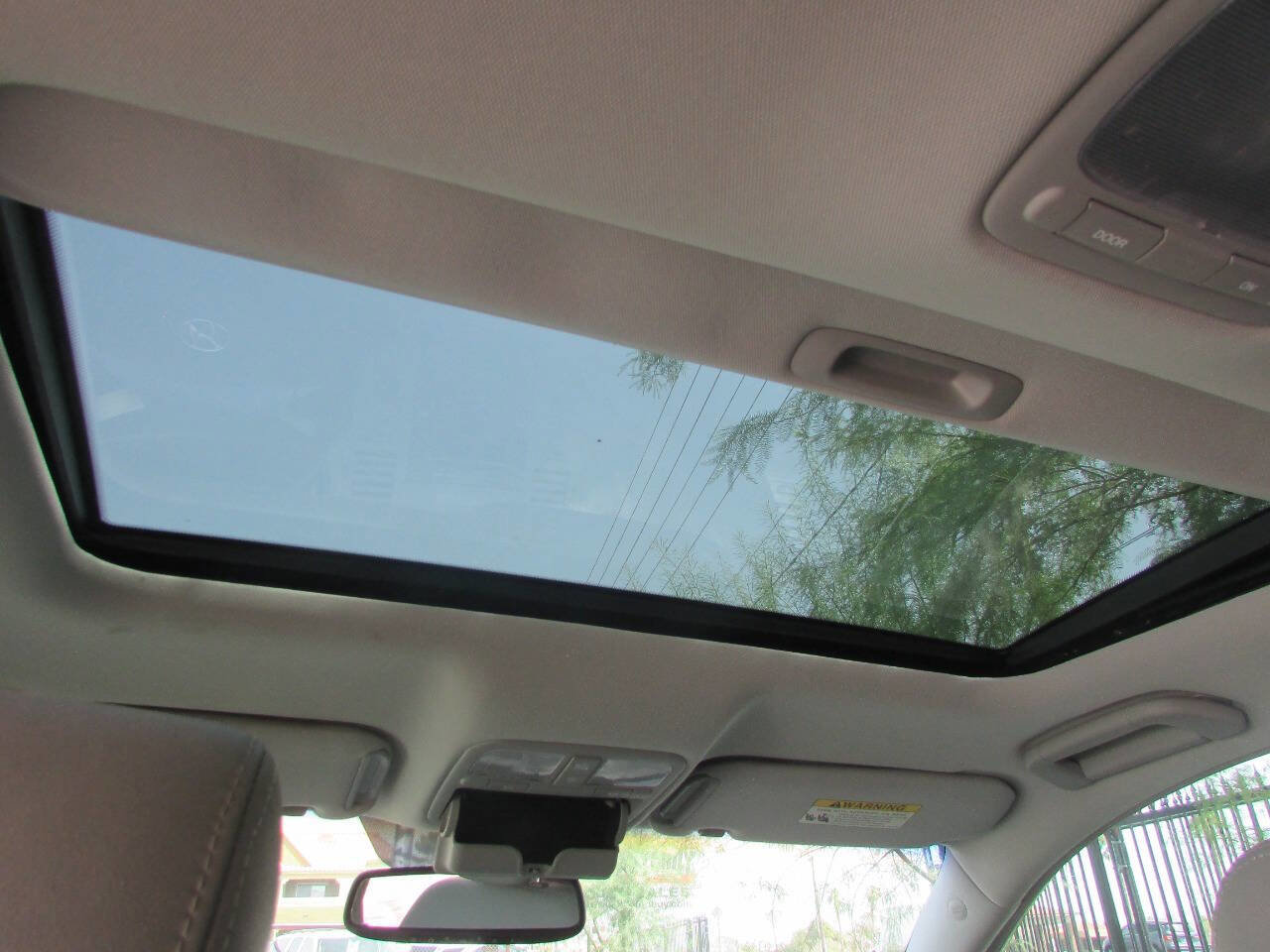 Used 2006 Hyundai Azera Limited image 19