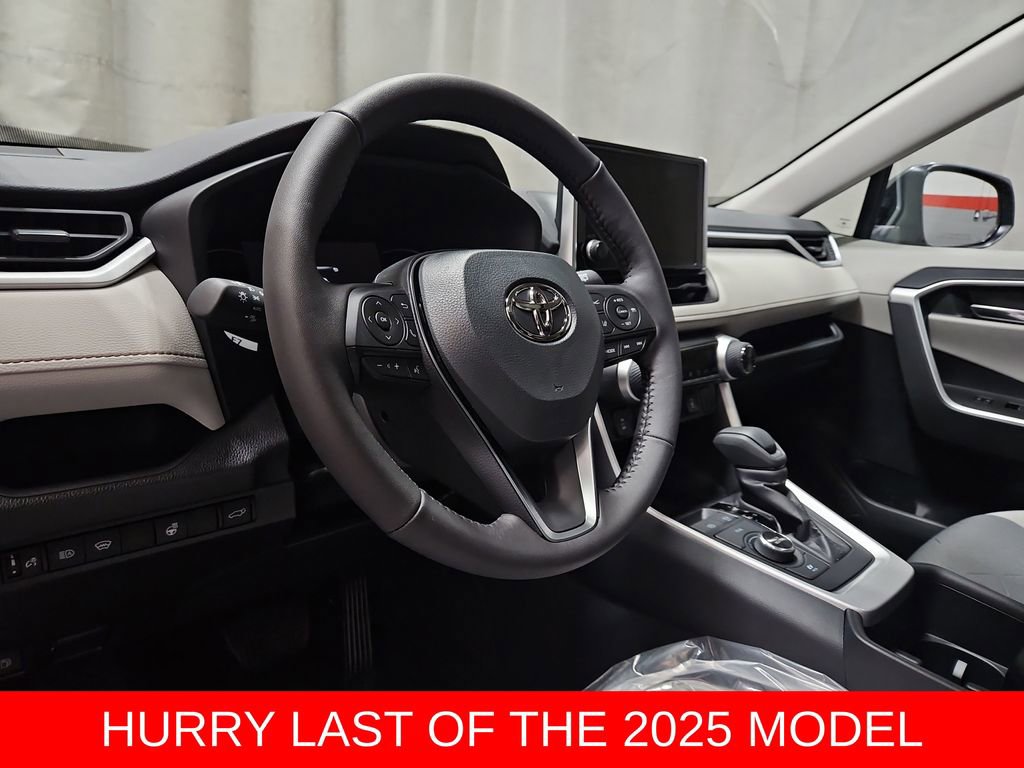 New 2025 Toyota RAV4 XLE image 14