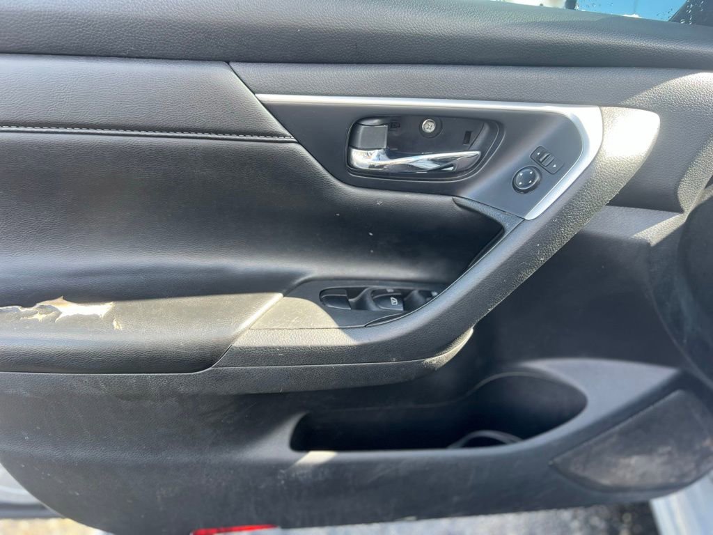 Used 2018 Nissan Altima 2.5 SL FWD image 12