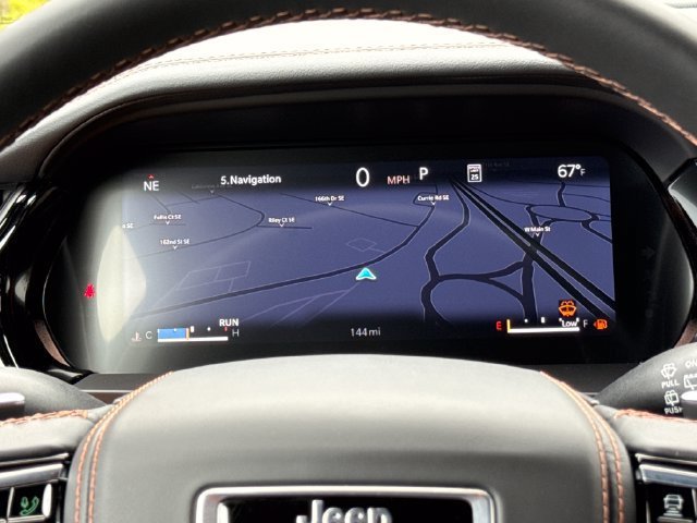 New 2026 Jeep Grand Cherokee Summit w/ Obsidian Package AWD/4WD image 15