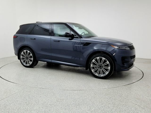 New 2026 Land Rover Range Rover Sport Dynamic SE AWD/4WD image 3
