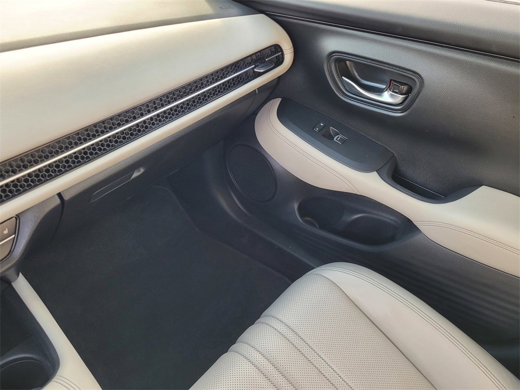 Used 2024 Honda HR-V EX-L image 12