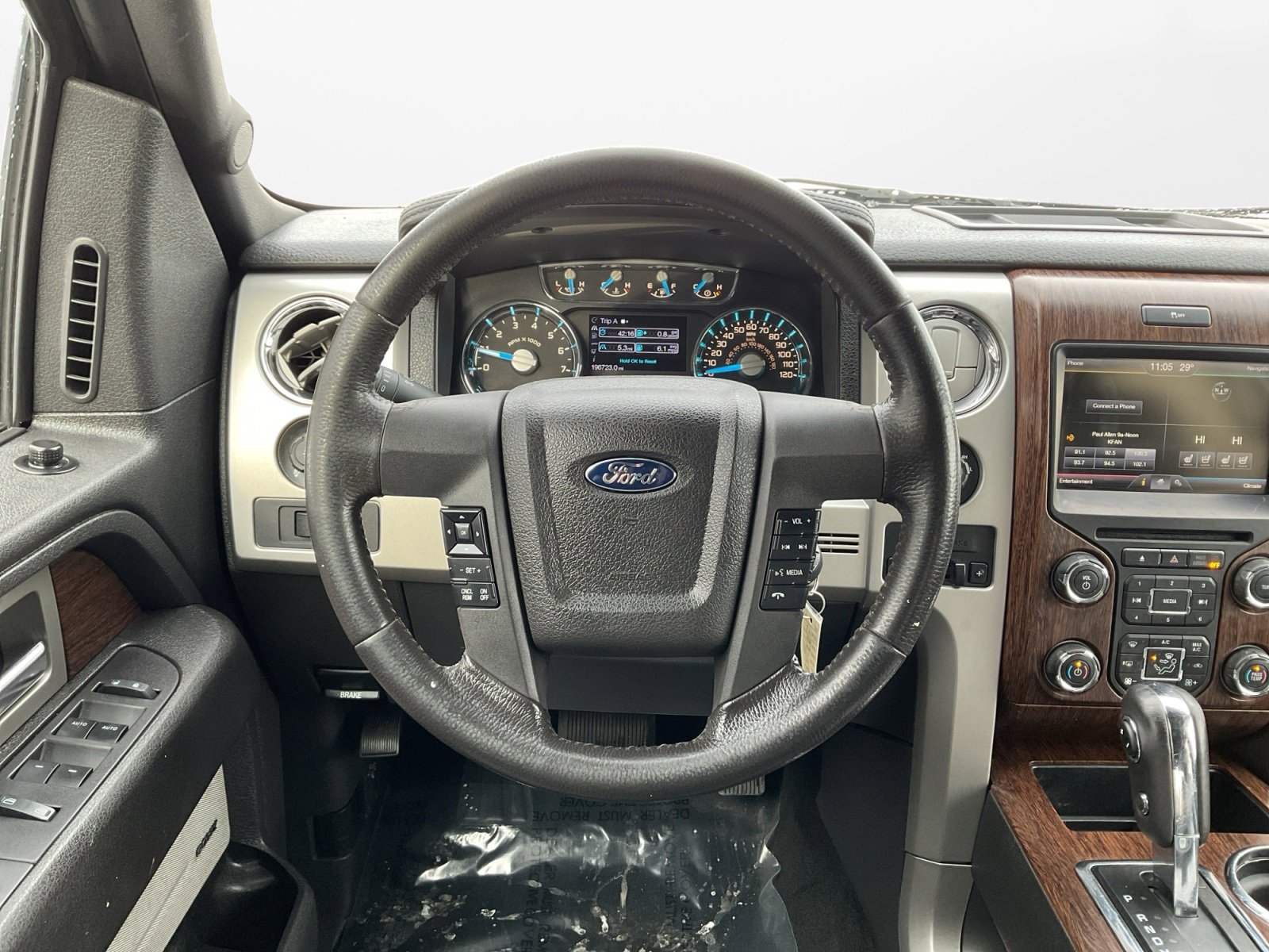 Used 2014 Ford F150 Lariat w/ Equipment Group 502A Luxury image 12