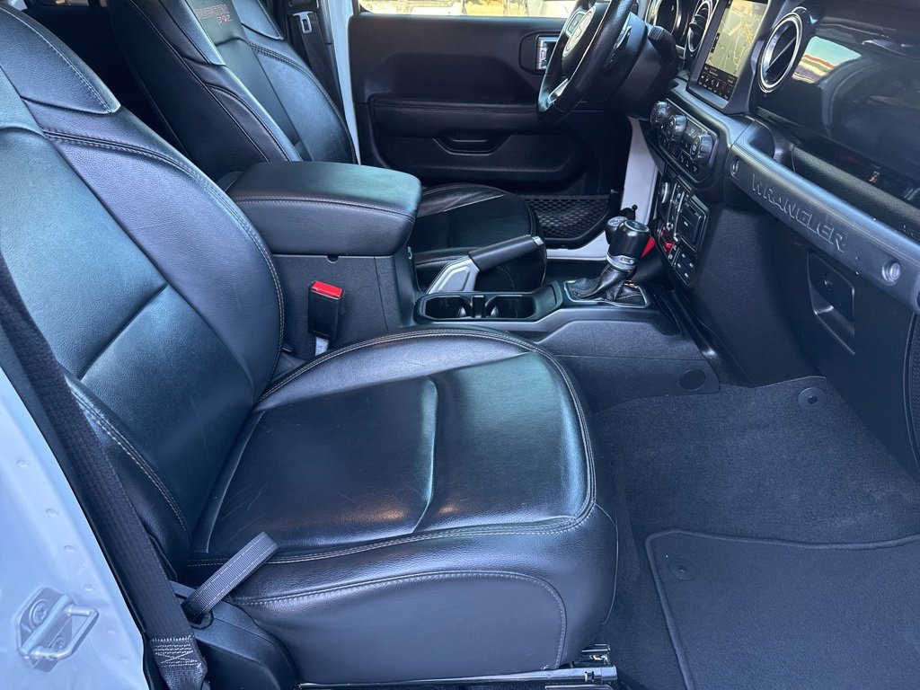 Used 2021 Jeep Wrangler Unlimited Rubicon w/ Trailer Tow Package image 28