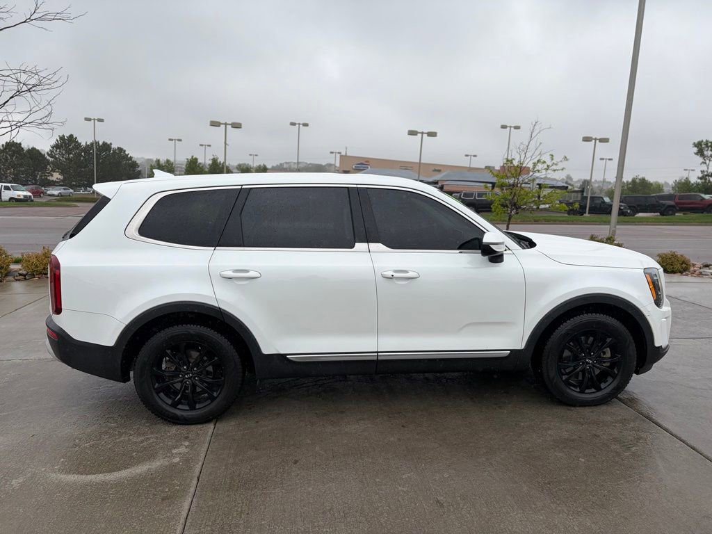 Used 2020 Kia Telluride LX AWD/4WD image 9
