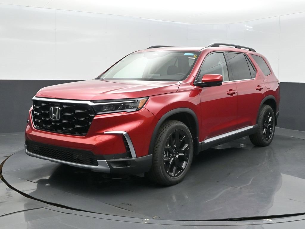 New 2025 Honda Pilot Touring image 7