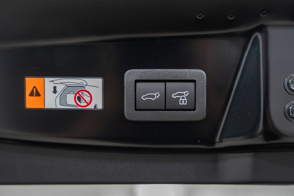 New 2027 Toyota Prius Plug-In Hybrid w/ Limited Premium Package FWD image 11