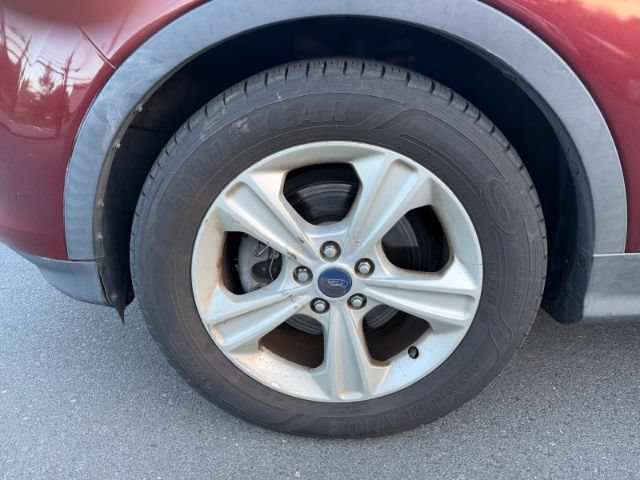 Used 2015 Ford Escape SE w/ Equipment Group 201A FWD image 21