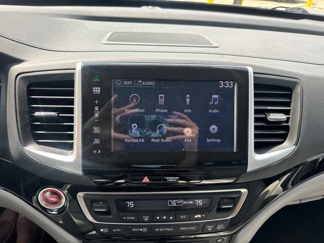 Used 2016 Honda Pilot Elite image 12