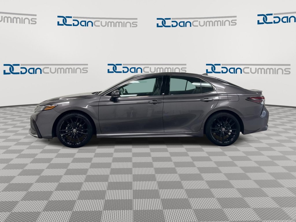 Used 2024 Toyota Camry XSE FWD image 5