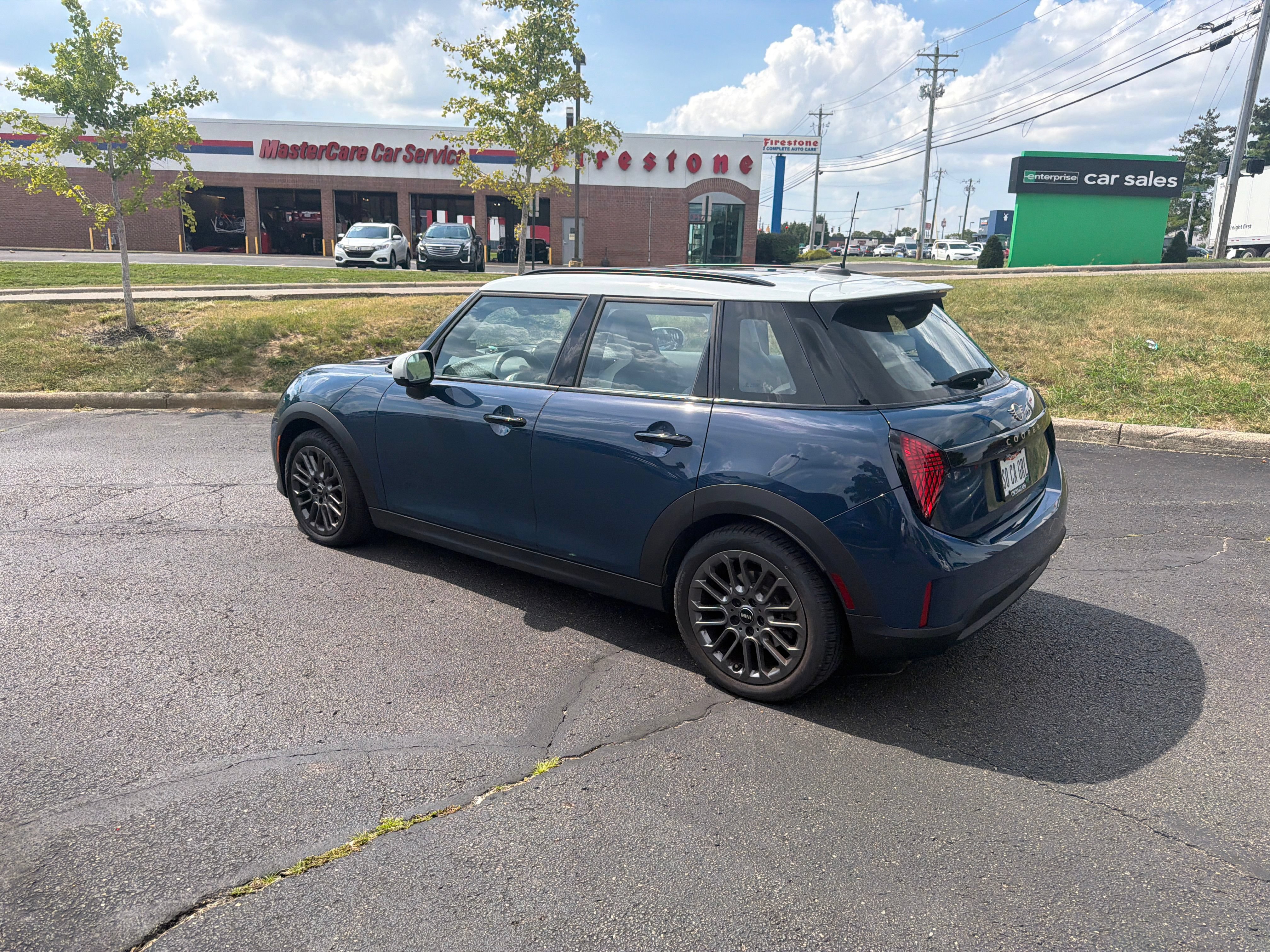 Used 2025 MINI Cooper S FWD image 16