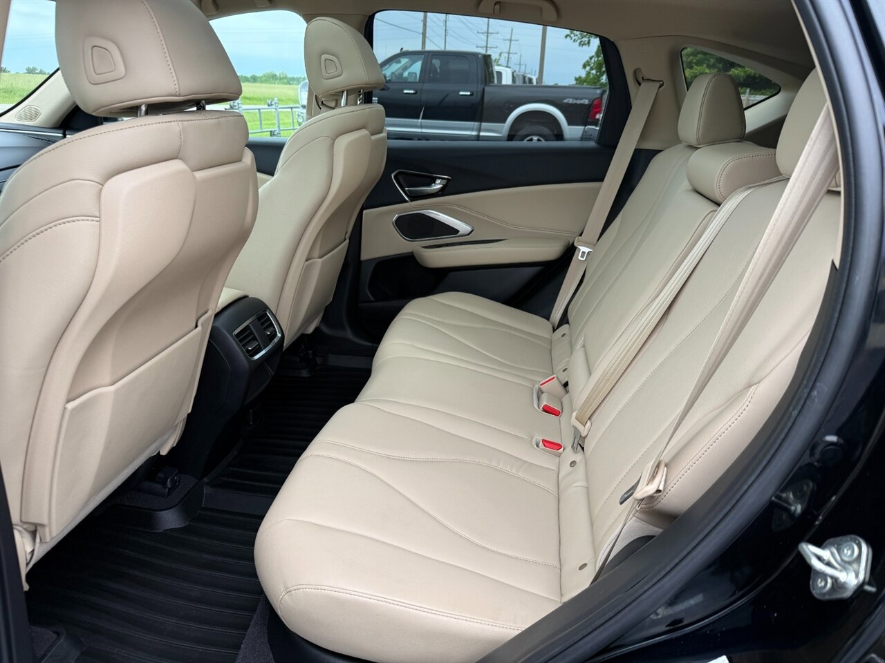 Used 2019 Acura RDX FWD image 11