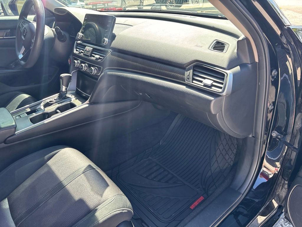 Used 2018 Honda Accord EX image 48
