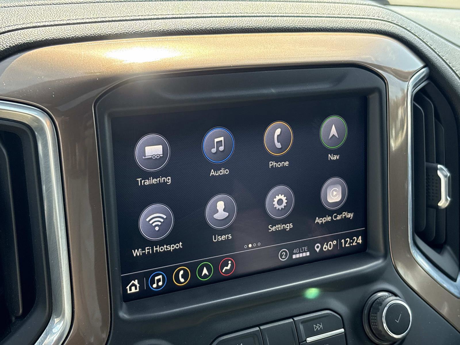 Used 2020 Chevrolet Silverado 1500 High Country w/ Technology Package image 25