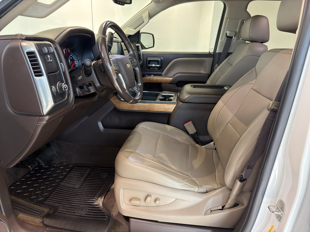 Used 2018 Chevrolet Silverado 1500 LTZ w/ Texas Edition image 14