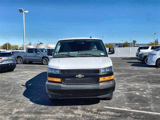 New 2025 Chevrolet Express 2500 Work Van image 9