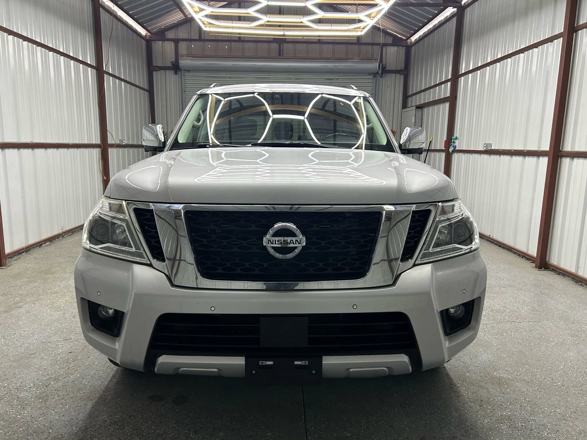 Used 2018 Nissan Armada SL w/ Premium Package AWD/4WD image 2