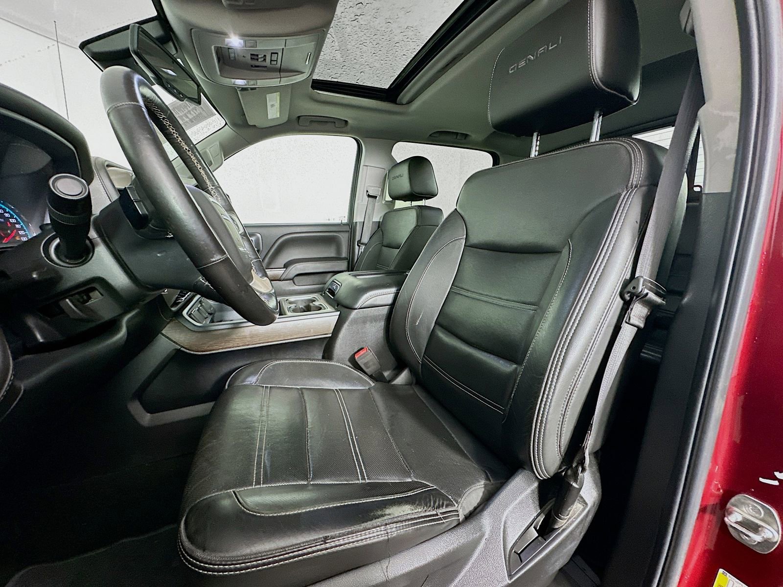 Used 2018 GMC Sierra 1500 Denali w/ Denali Ultimate Package AWD/4WD image 23