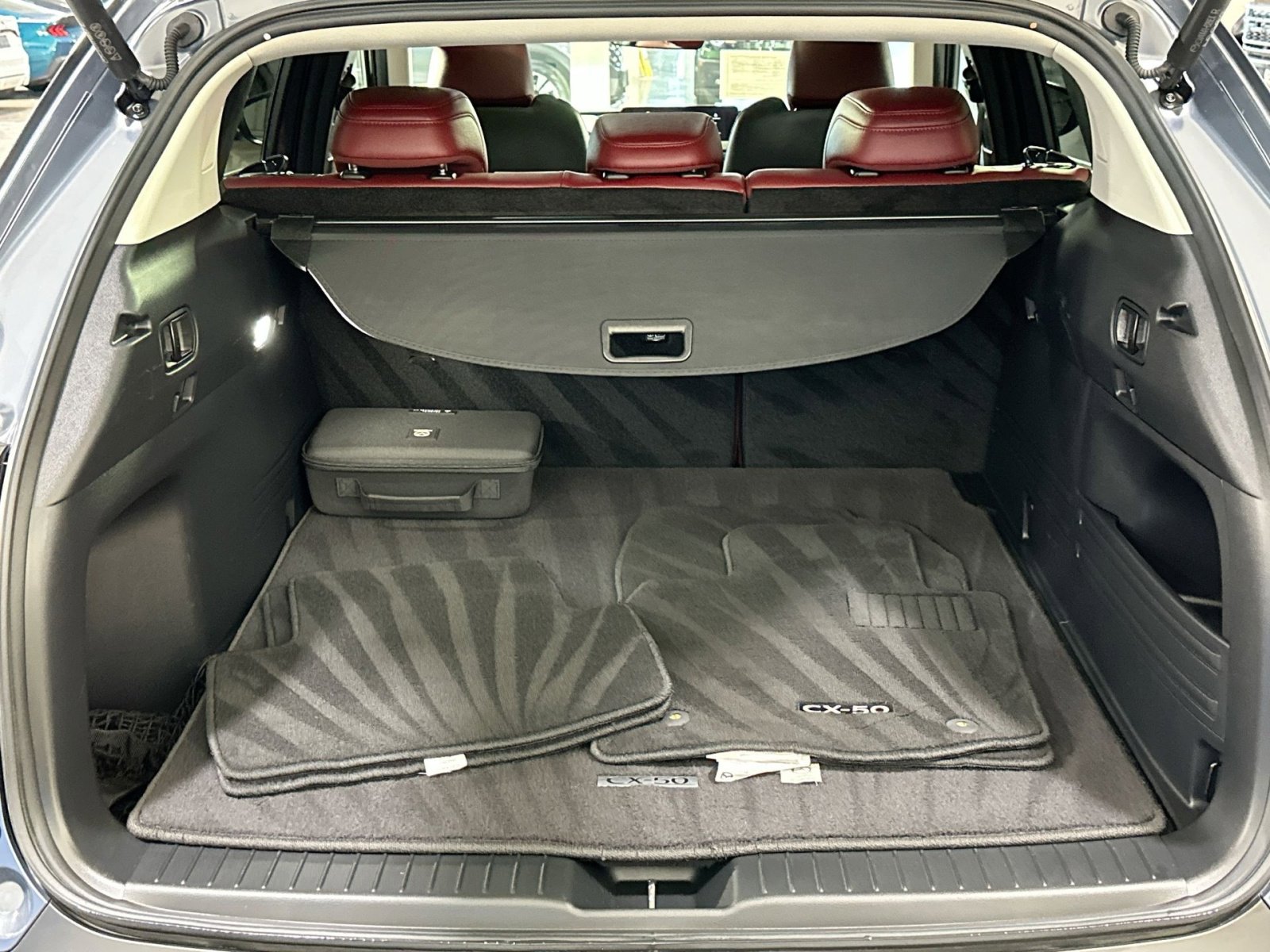 Used 2025 MAZDA CX-50 2.5 Hybrid w/ Cargo Package image 34