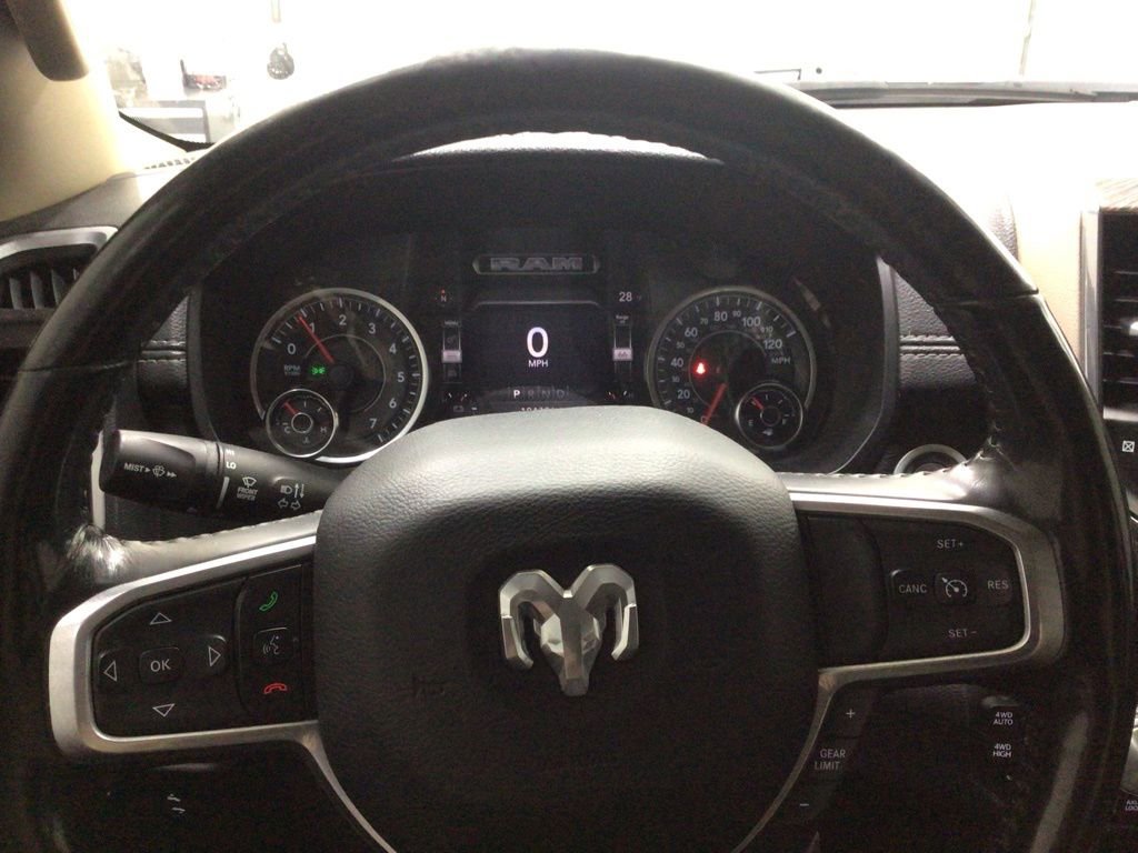 Used 2020 RAM 1500 Laramie w/ Off Road Group image 11