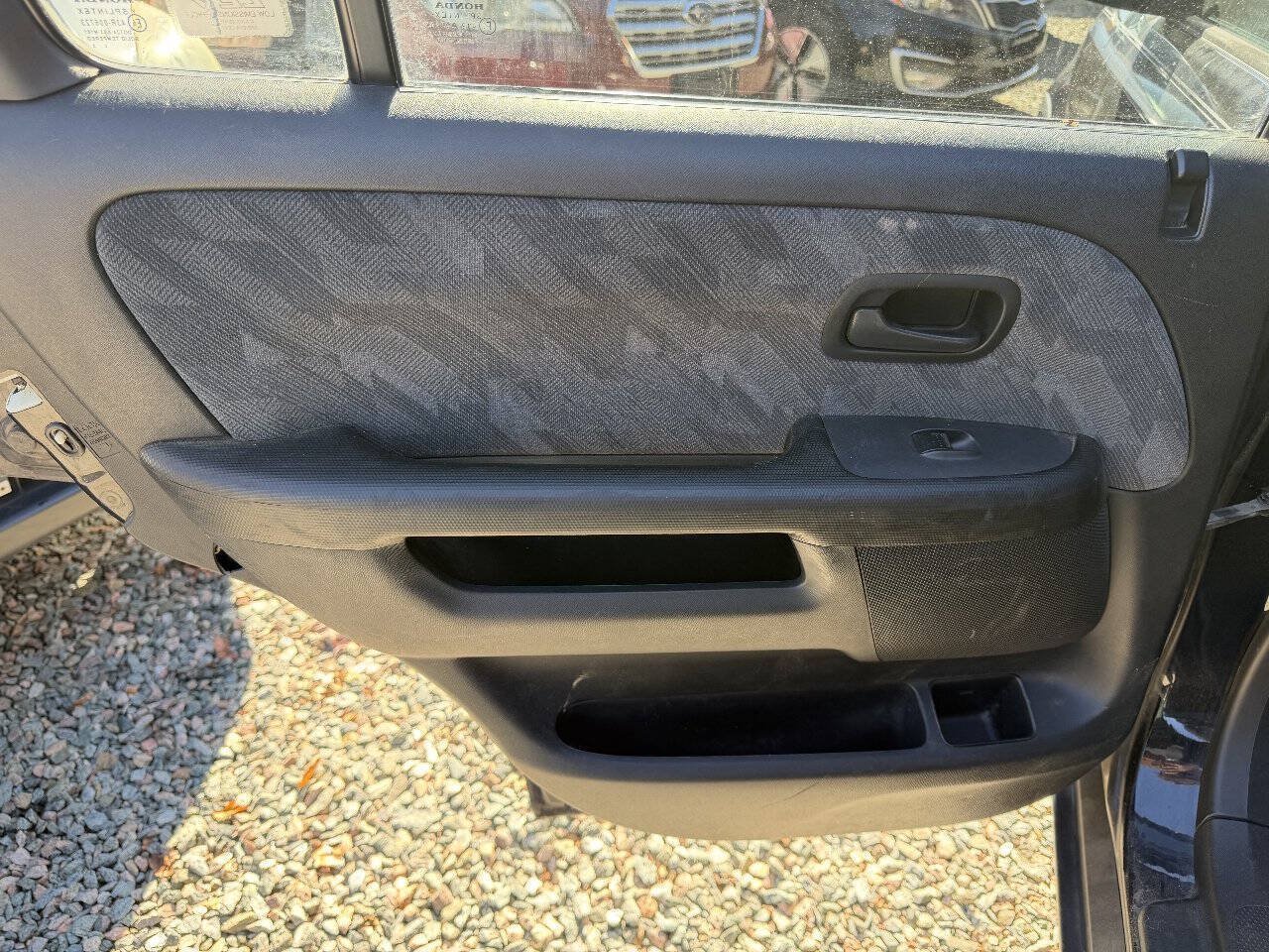 Used 2004 Honda CR-V EX image 11