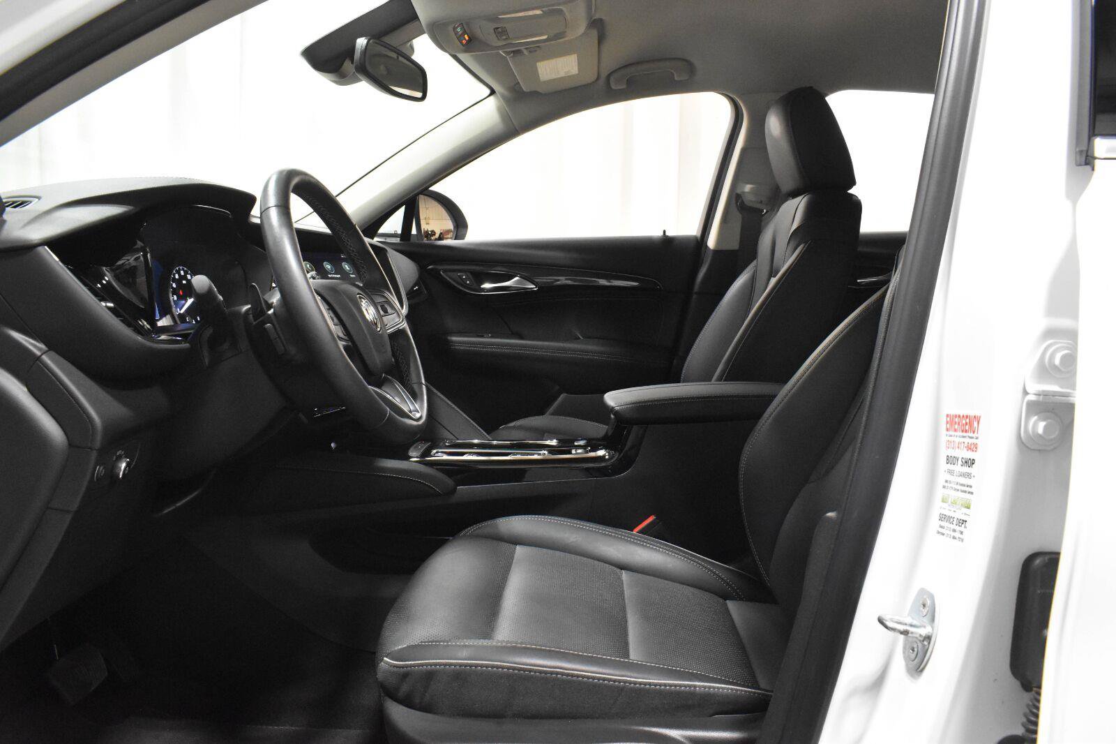 Used 2023 Buick Envision Essence FWD image 3