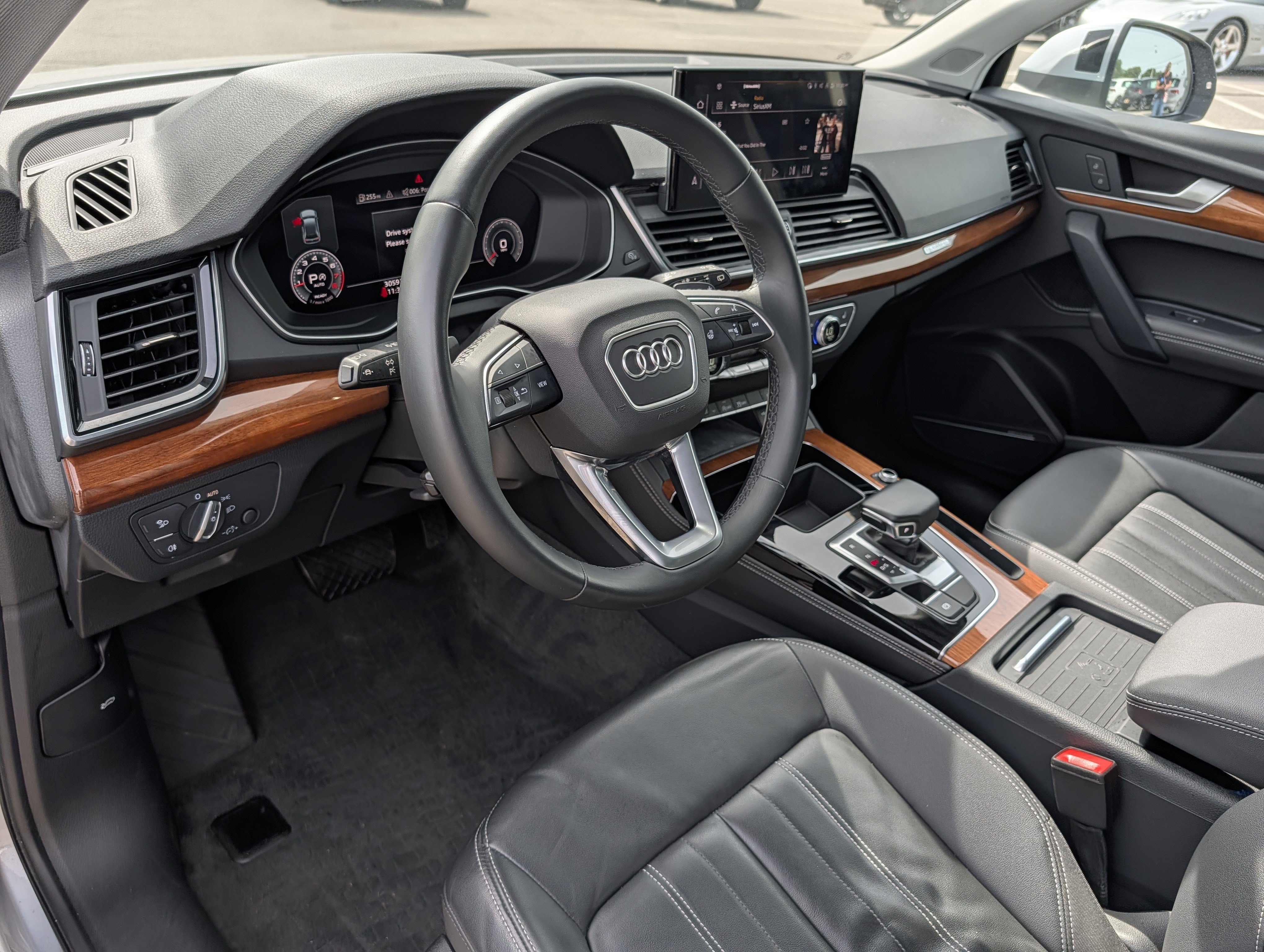 Used 2021 Audi Q5 2.0T Premium Plus w/ Premium Plus Package AWD/4WD image 18