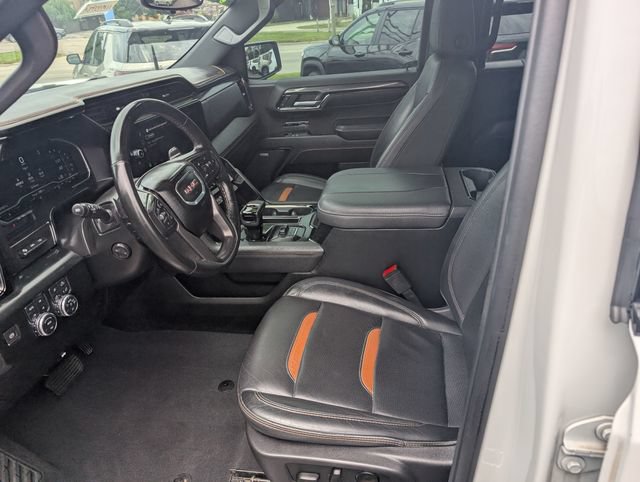 Used 2024 GMC Sierra 1500 AT4 w/ Technology Package AWD/4WD image 14