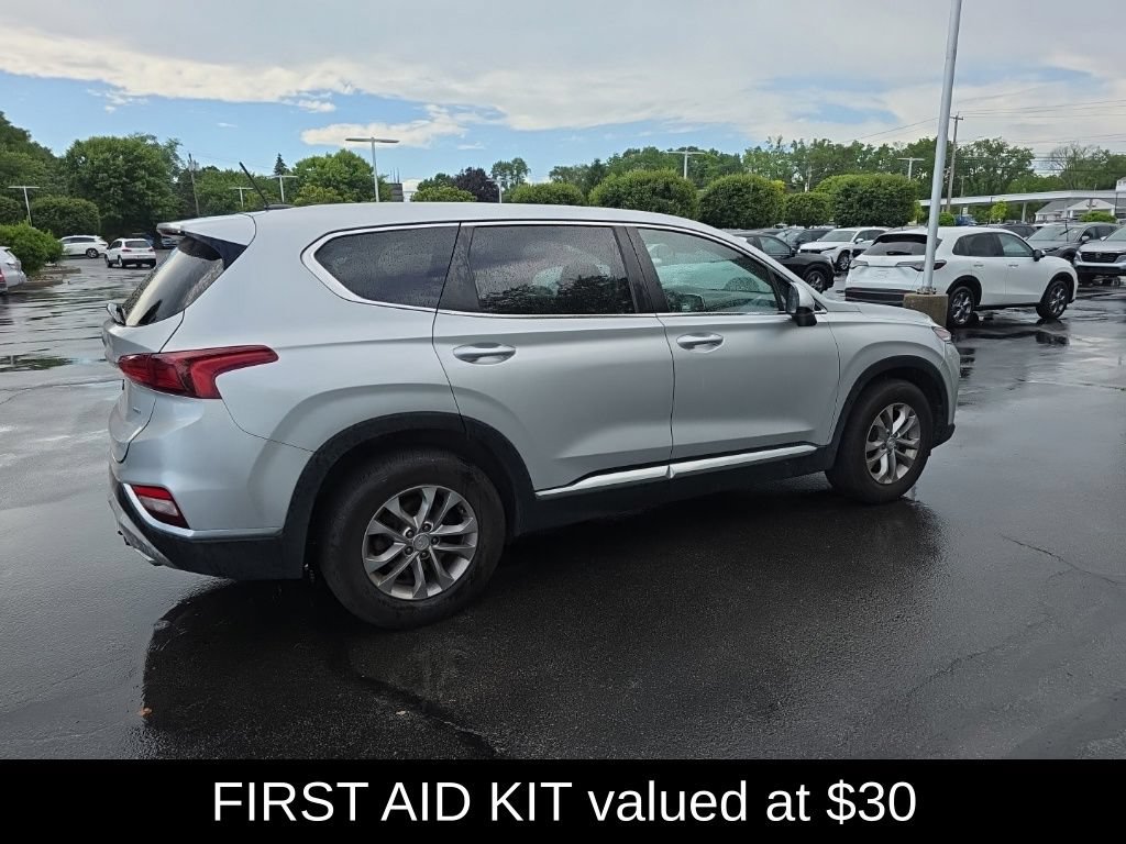 Used 2019 Hyundai Santa Fe SE AWD/4WD image 8
